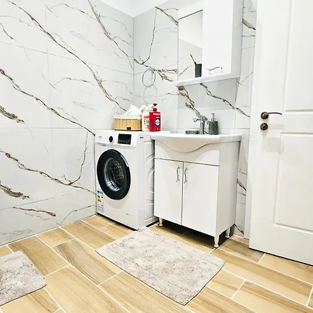 Gjironest Appartamento