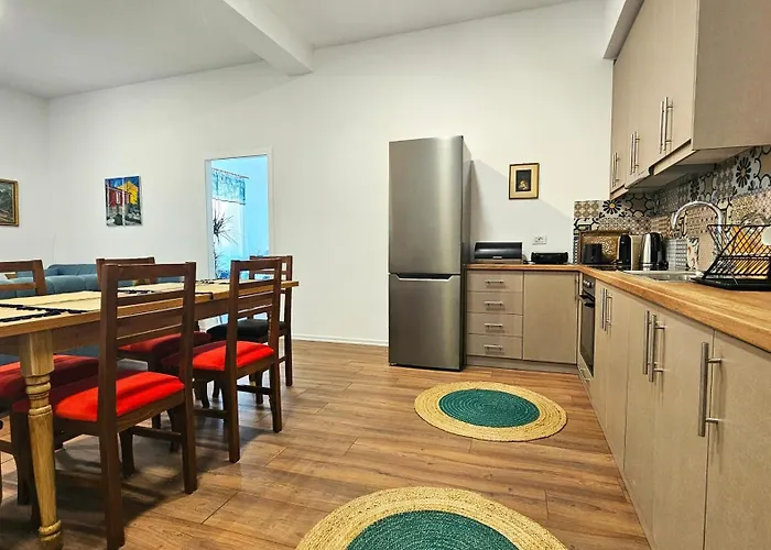 Gjironest Apartament